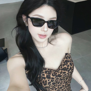 医生扒开腿揉花蒂调教H视频
